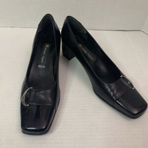 ETIENNE AIGNER Pumps Sz 8m Black Patent Leather Two Toned Silver Accent MANZONI